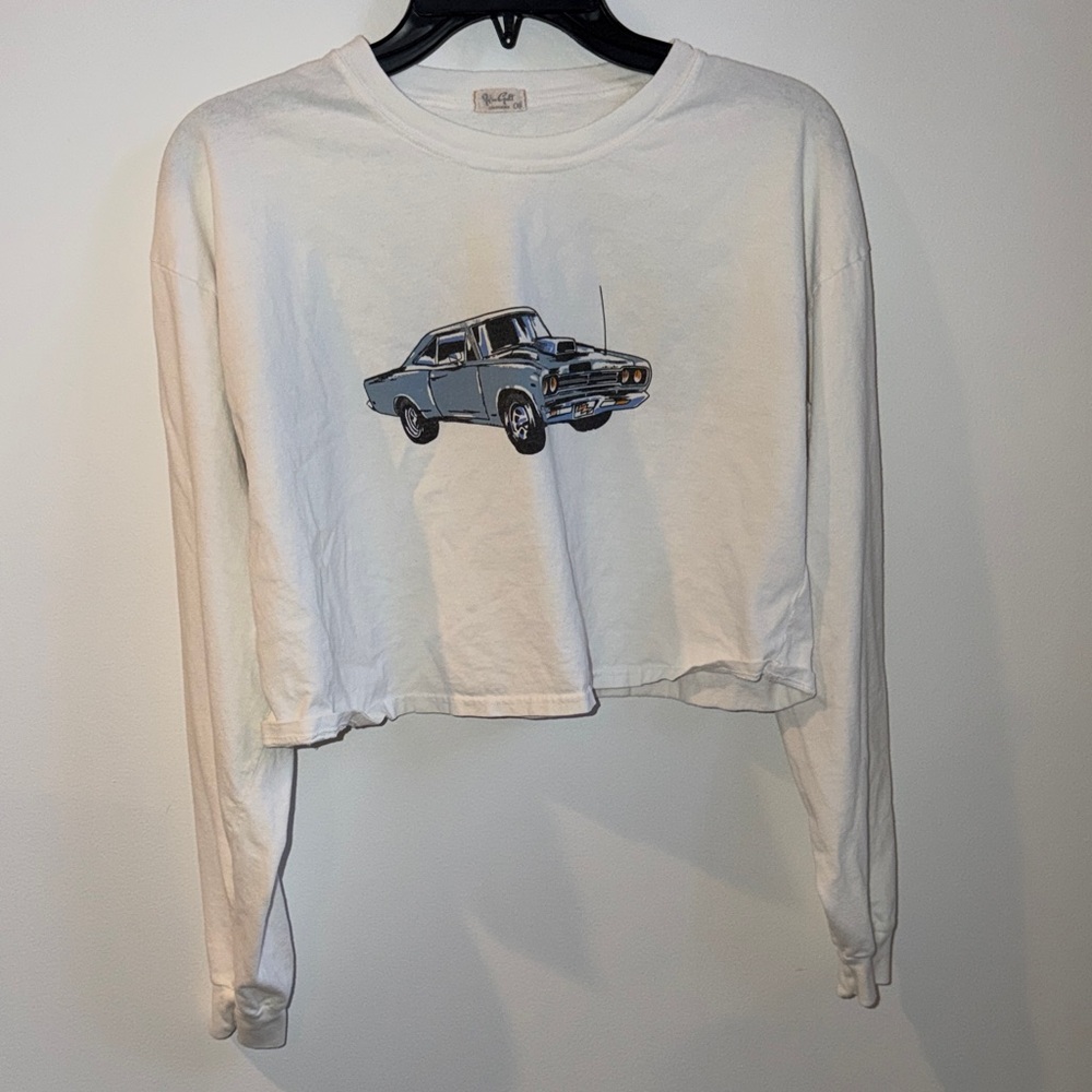 Brandy Melville cropped long sleeve moto show t shirt